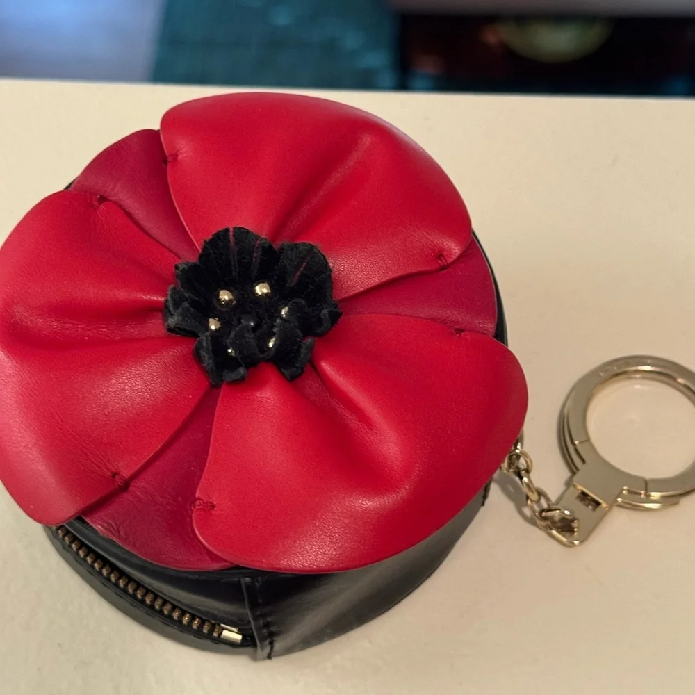 Kate Spade Red Poppy Key Holder - Picture 10 of 11